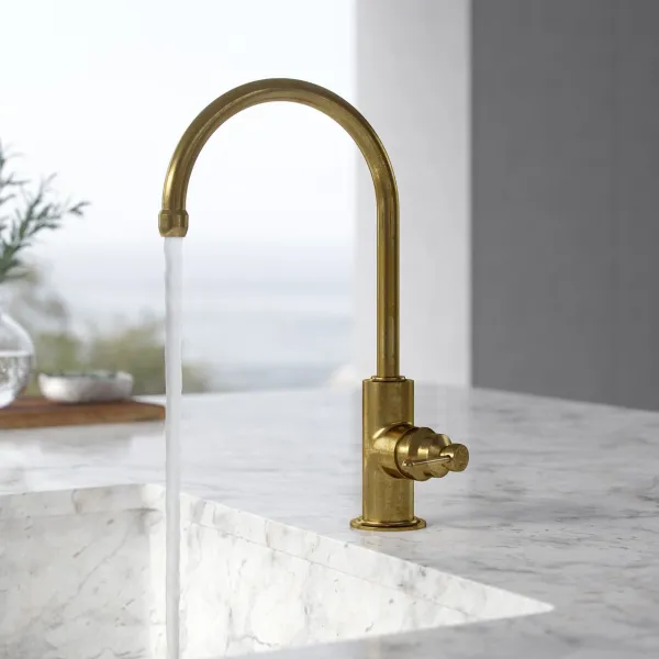 Hassel&Teudt HKV101 - Köksblandare, polerad mässing naturfärgad