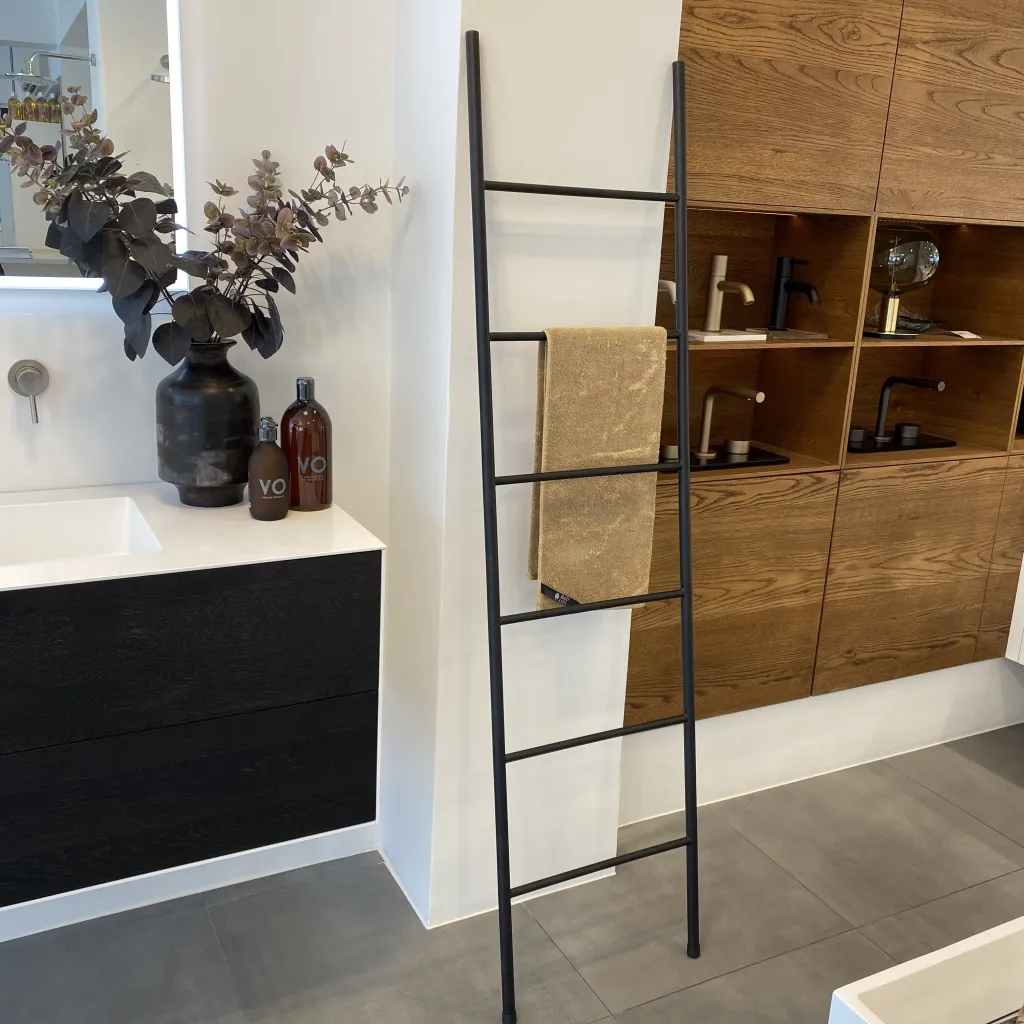 Pulcher Towel Rack PTR82 - Matt svart