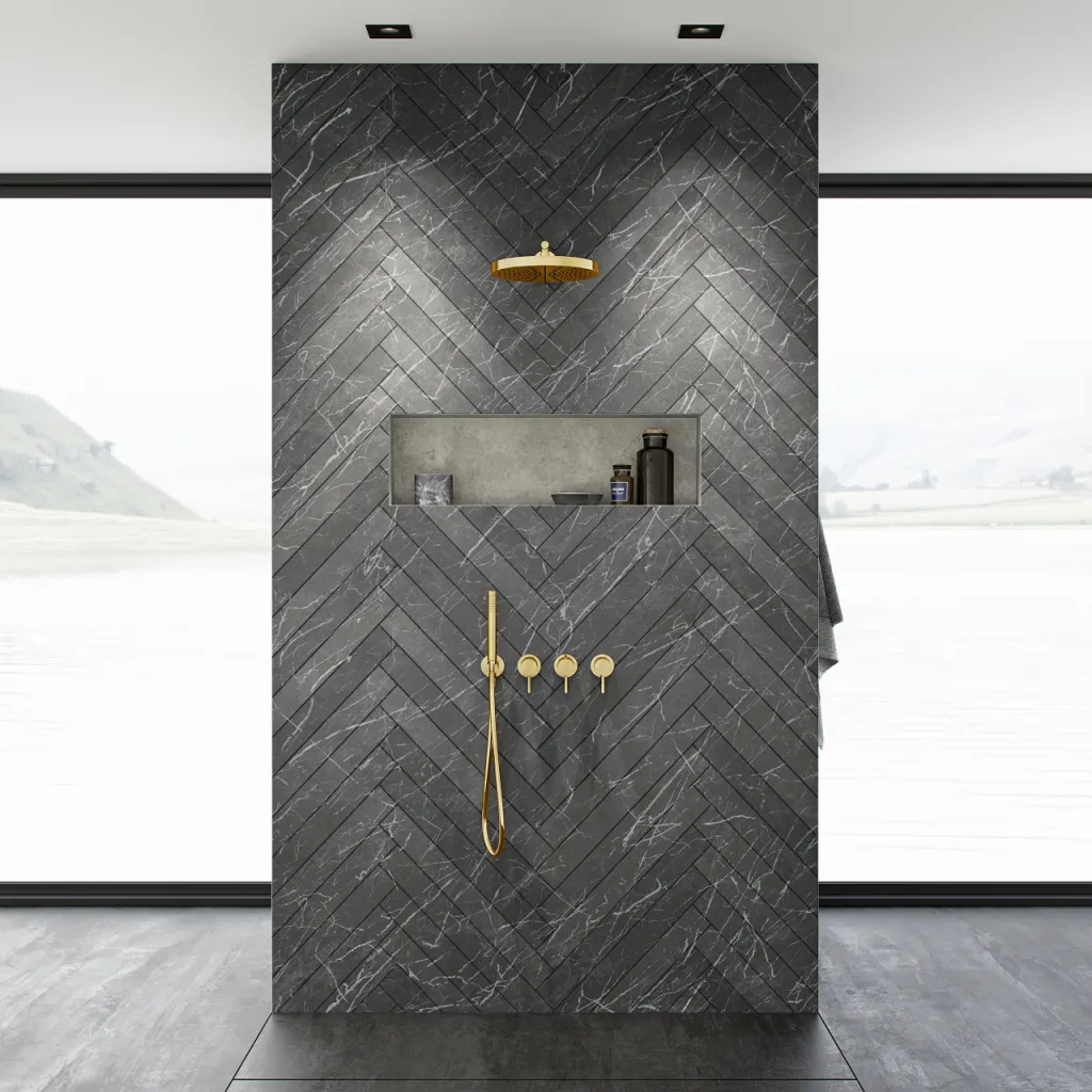 Semplice STB801 S02 - XXL Rain DeLux Ø28 cm, SmartTerm Wall, Polerad mässing Natur