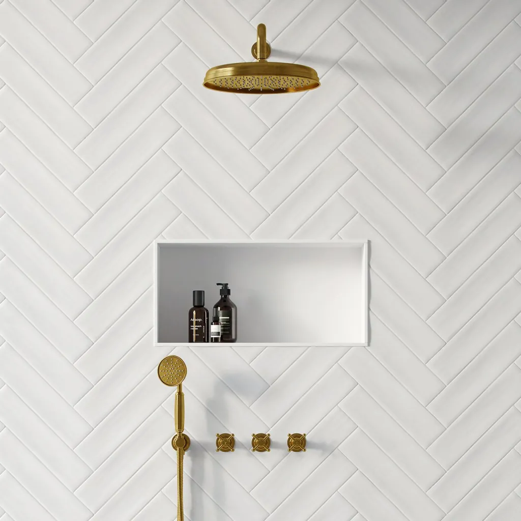 Hassel&Teudt HBR704 S03 - Duschset m/Ø31 cm. Rain DeLuxe m/EasyClean, Vägg, Polerad Mässing Natur