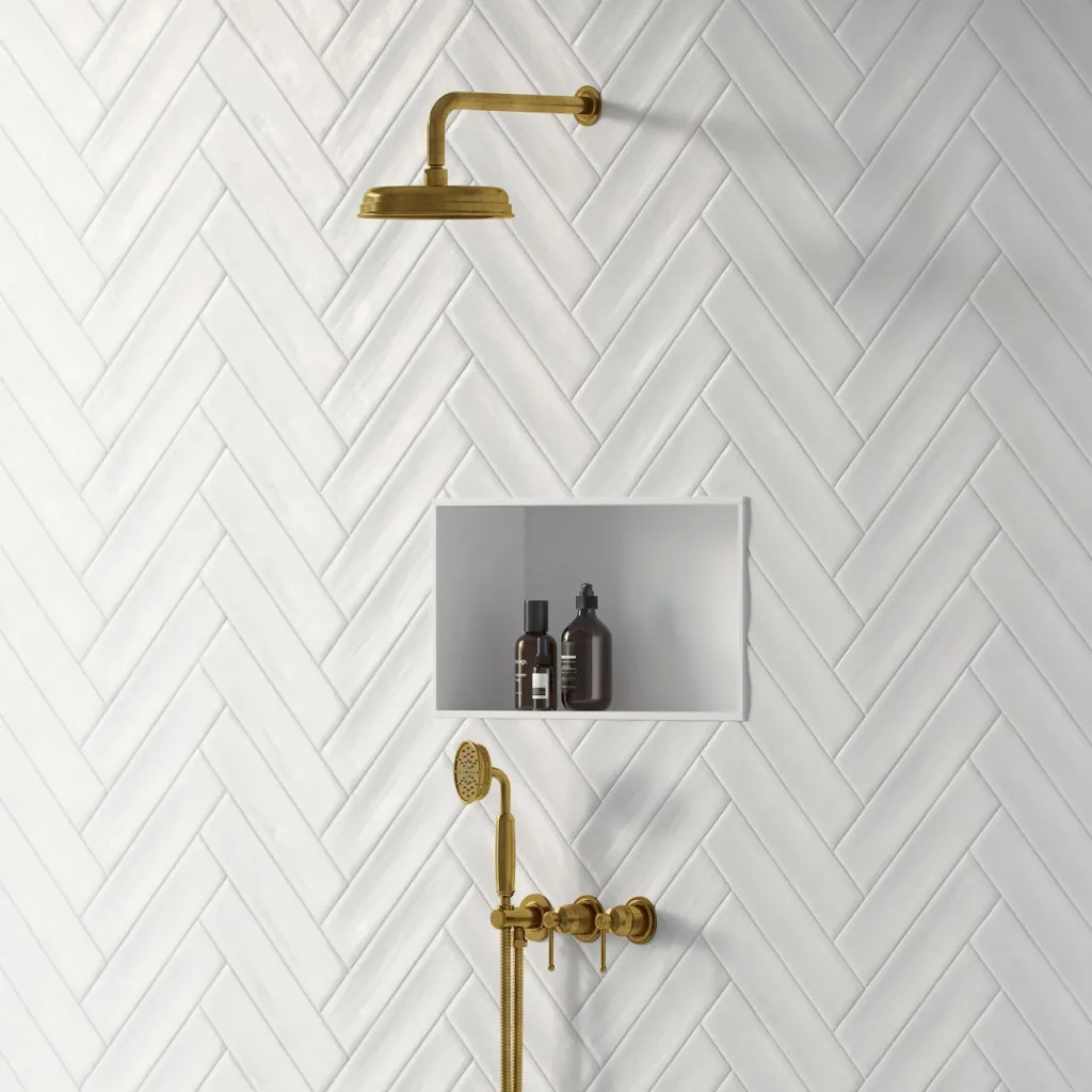 Hassel&Teudt HBR801 S01 - Duschset med Ø21 cm. Rain DeLuxe med EasyClean, Väggmonterad, Polerad mässing Naturfärgad