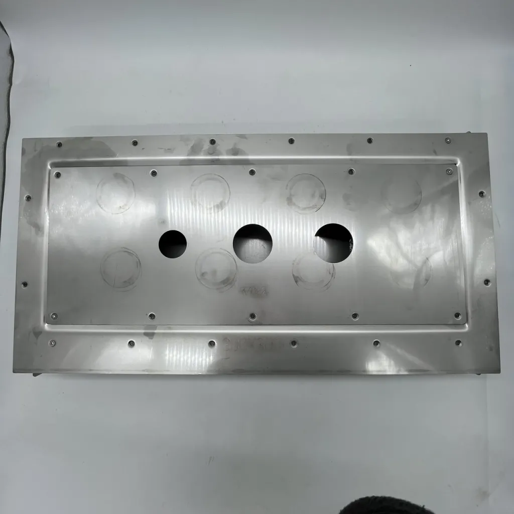 Hassel&Teudt/Semplice safetybox til HBR801 og SBR801 - 60x30x8 cm - För installation i Sverige och Norge