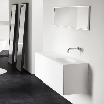 Block Soft 140R - Badrumsmöbel 140x46 cm, mattvit med SolidTec® handfat till höger