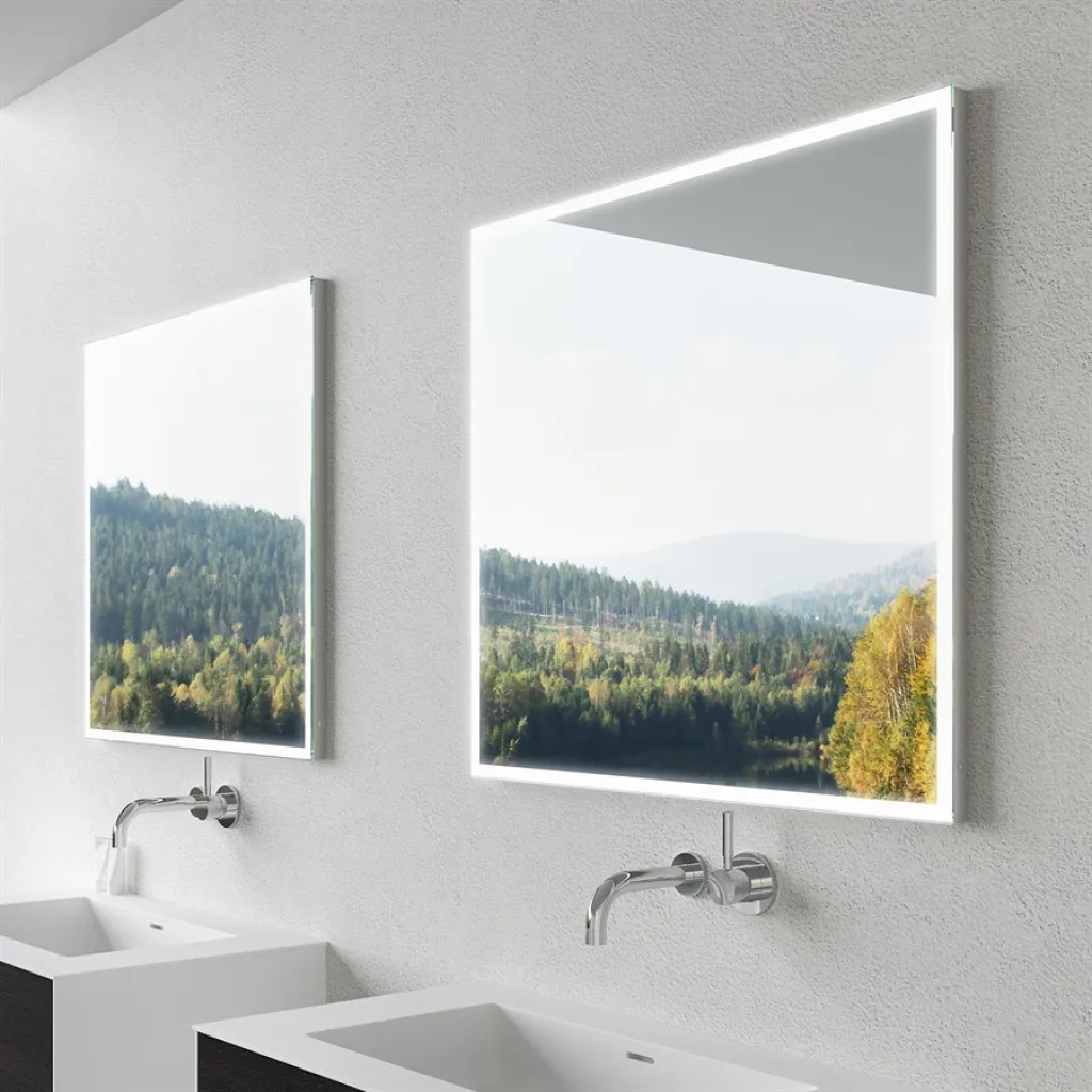 Kubic Light Dimmable 80x80 - LED-spegel med färgjustering
