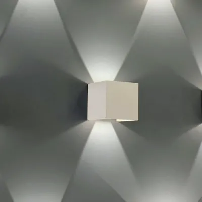 UP&DOWN - LED Vägglampa, 100x100, IP 54, Vit