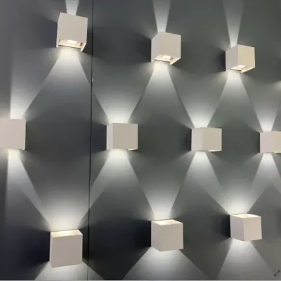 UP&DOWN - LED Vägglampa, 100x100, IP 54, Vit