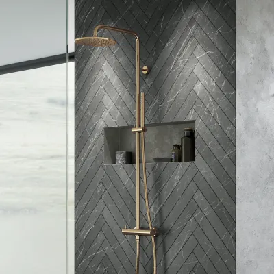 Semplice Rain DeLuxe SRL02 - SmartTerm Ø25 EasyClean, Polerad Mässing Natur