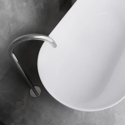 Semplice KB4 - Fristående pip, Krom